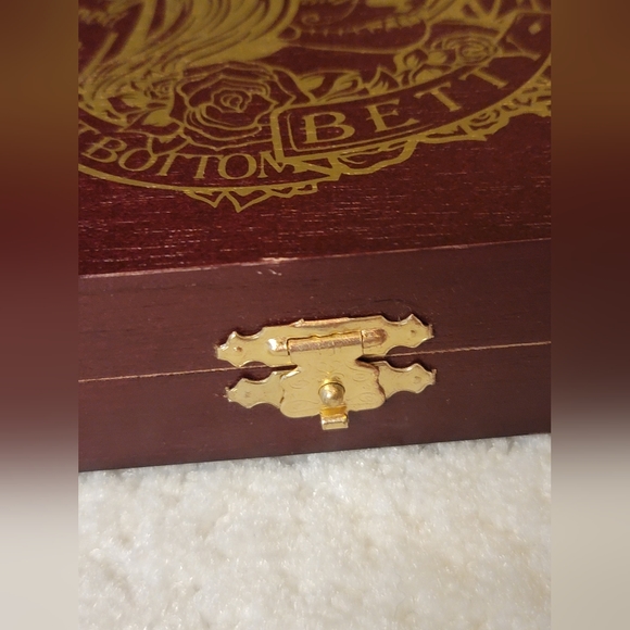 Empty Cigar Box - Picture 8 of 11